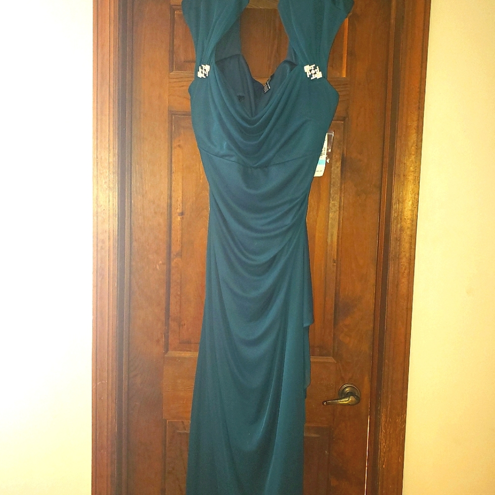 NWT Emerald green gown